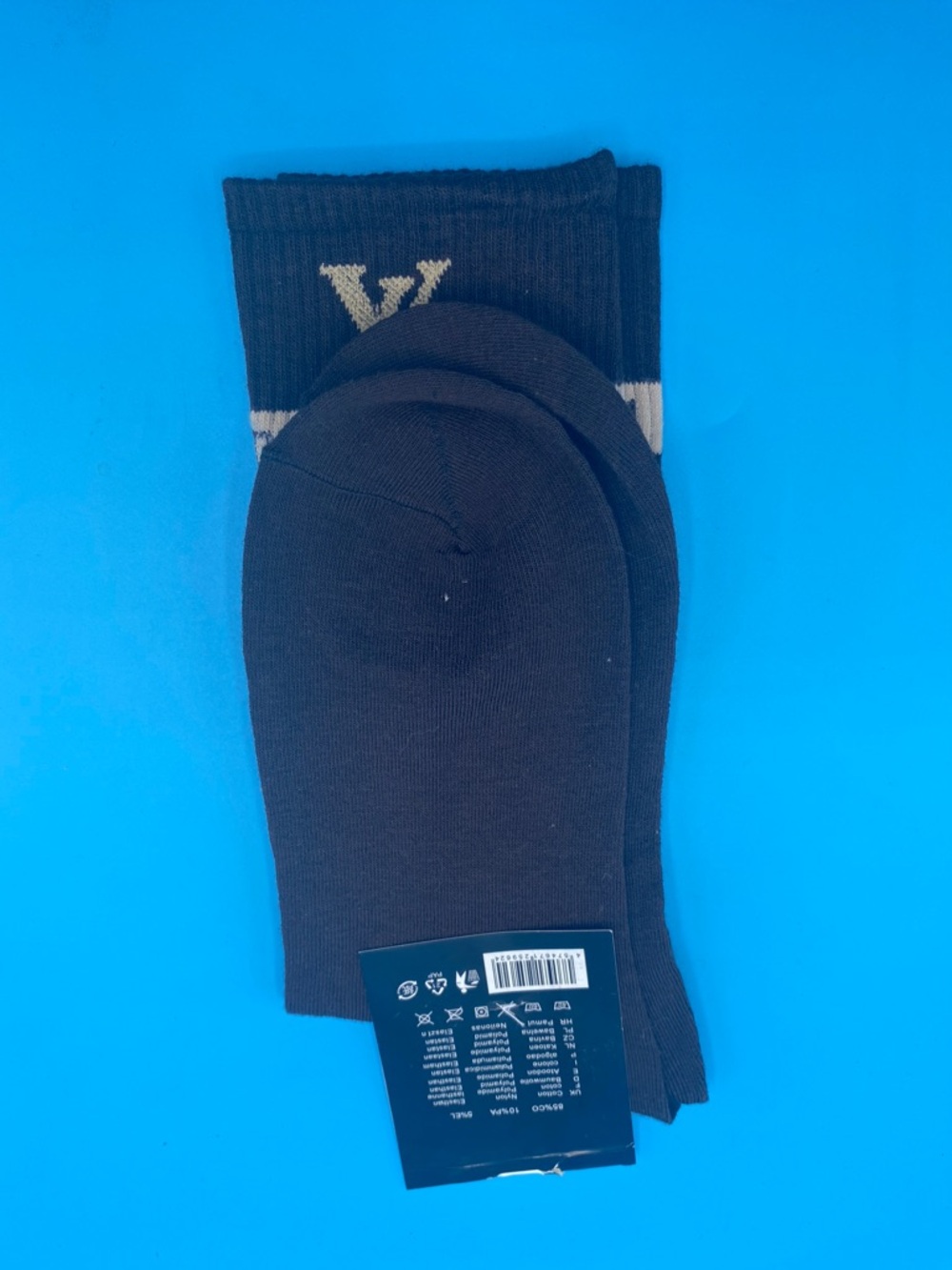 Louis Vuitton Black Crew Socks with Cream Logo Stripe - Picture 3 of 3